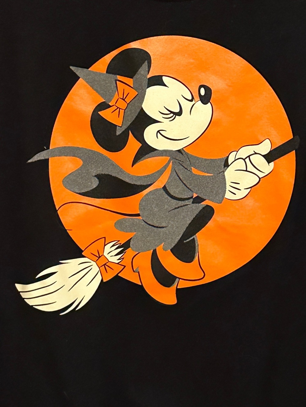 Women’s tops Disney Minnie Mouse Halloween Witch Graphic T-Shirt Black Medium M